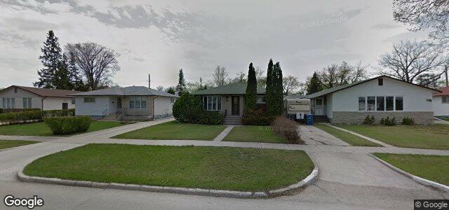 132 Arrowwood Drive N（加拿大曼尼托巴省溫尼伯市）房屋照片