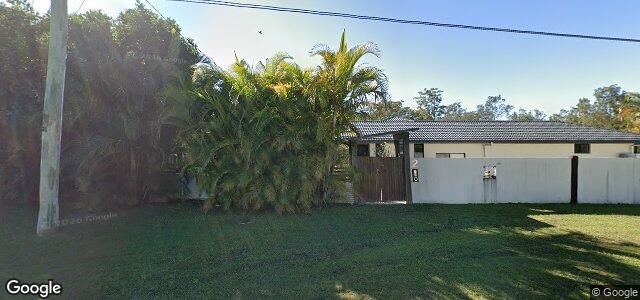 Larawan ng 2 Daffodil Street sa Winnipeg, Manitoba