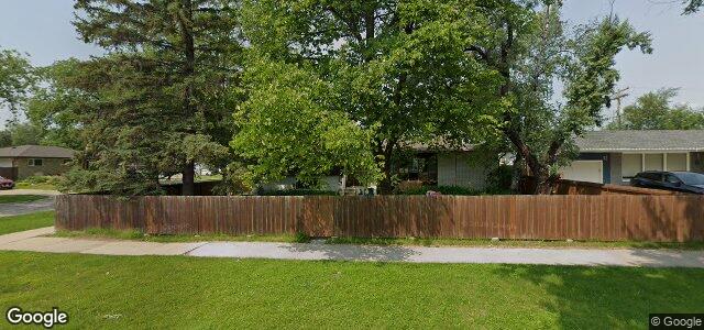 2 Grandcrest Street（加拿大曼尼托巴省溫尼伯市）房屋照片