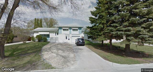 27 Montcalm Crescent（加拿大曼尼托巴省溫尼伯市）房屋照片