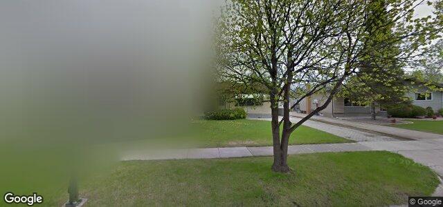 Photo of 43 Lincrest Road in Winnipeg, Manitoba