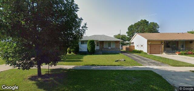 48 Arrowwood Drive N（加拿大曼尼托巴省溫尼伯市）房屋照片