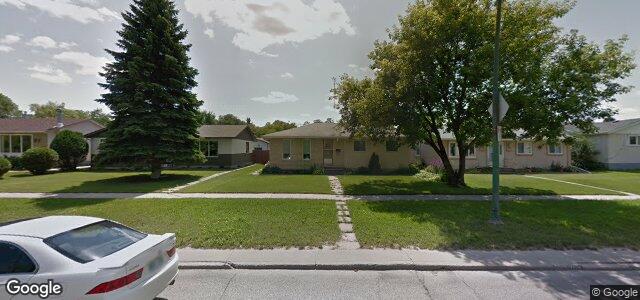 Photo of 528 Leila Avenue in Winnipeg, Manitoba