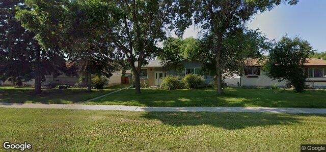 Photo of 552 Leila Avenue in Winnipeg, Manitoba