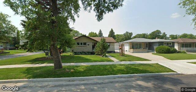 584 Hartford Avenue（加拿大曼尼托巴省溫尼伯市）房屋照片