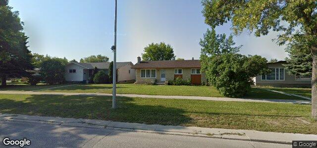 Larawan ng 682 Leila Avenue sa Winnipeg, Manitoba