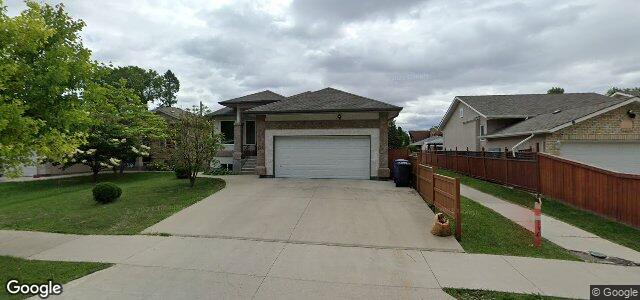 711 Airlies Street（加拿大曼尼托巴省溫尼伯市）房屋照片