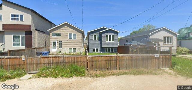 Photo of 769 Carruthers Avenue in Winnipeg, Manitoba