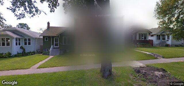 124 Carmen Avenue（加拿大曼尼托巴省溫尼伯市）房屋照片