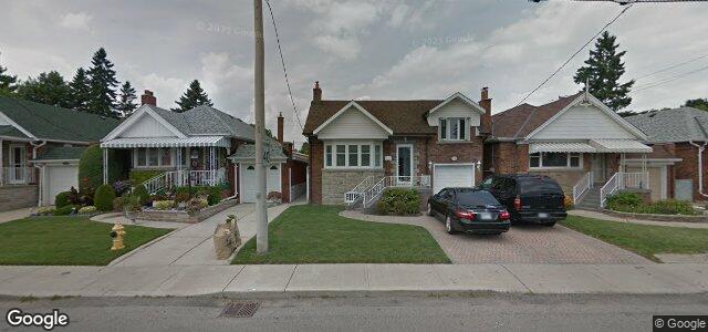 Photo of 222 Glenwood Crescent in Winnipeg, Manitoba