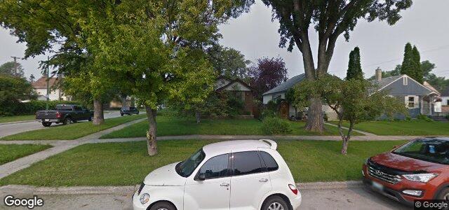 32 Silvia Street（加拿大曼尼托巴省溫尼伯市）房屋照片