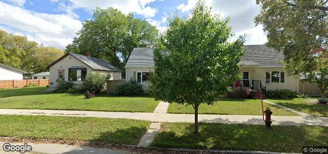 120 Dunraven Avenue（加拿大曼尼托巴省溫尼伯市）房屋照片