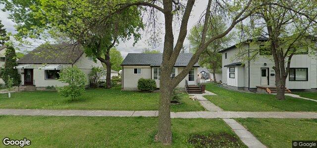 124 Blenheim Avenue（加拿大曼尼托巴省溫尼伯市）房屋照片