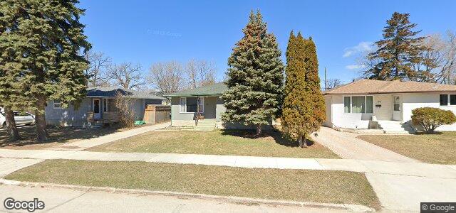 135 Bank Avenue（加拿大曼尼托巴省溫尼伯市）房屋照片