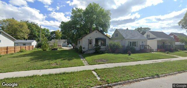 140 Dunraven Avenue（加拿大曼尼托巴省溫尼伯市）房屋照片