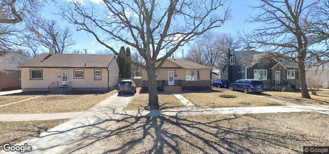 318 Regal Avenue（加拿大曼尼托巴省溫尼伯市）房屋照片