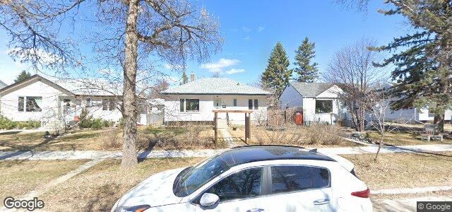 323 Regal Avenue（加拿大曼尼托巴省溫尼伯市）房屋照片