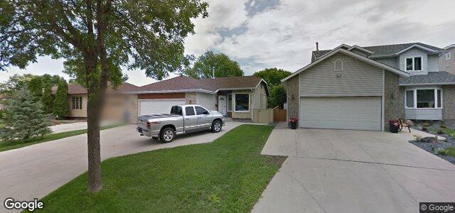 10 Parasiuk Place（加拿大曼尼托巴省溫尼伯市）房屋照片