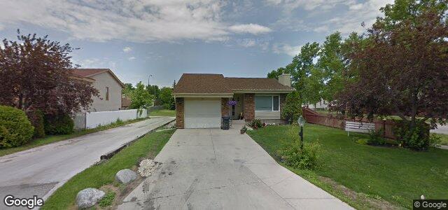 104 Williamson Crescent（加拿大曼尼托巴省溫尼伯市）房屋照片