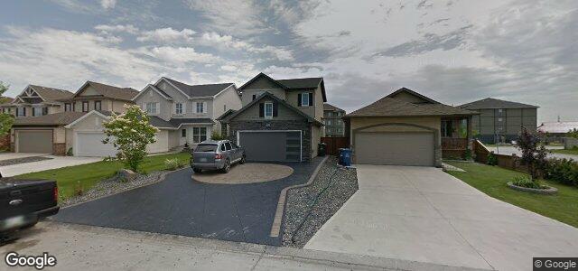 136 Reg Wyatt Way（加拿大曼尼托巴省溫尼伯市）房屋照片