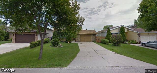 Larawan ng 343 Rutledge Crescent sa Winnipeg, Manitoba