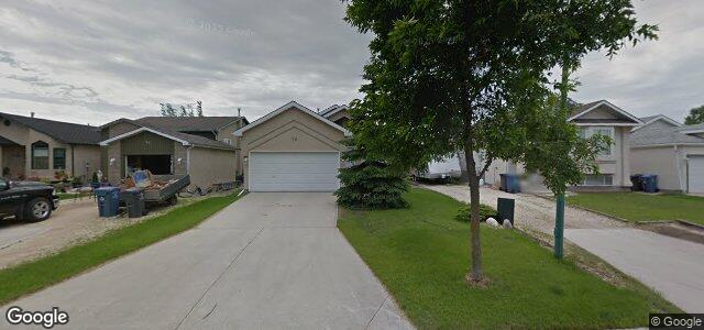 Photo of 76 Shauna Way in Winnipeg, Manitoba