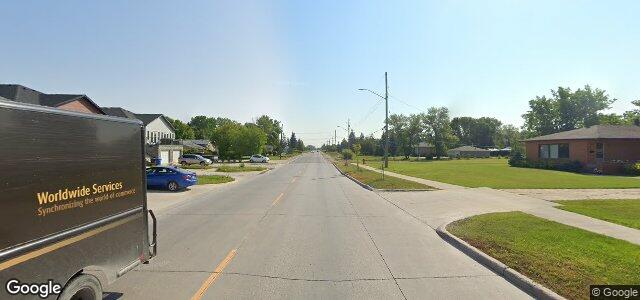 Grassie Boulevard（加拿大曼尼托巴省溫尼伯市）房屋照片