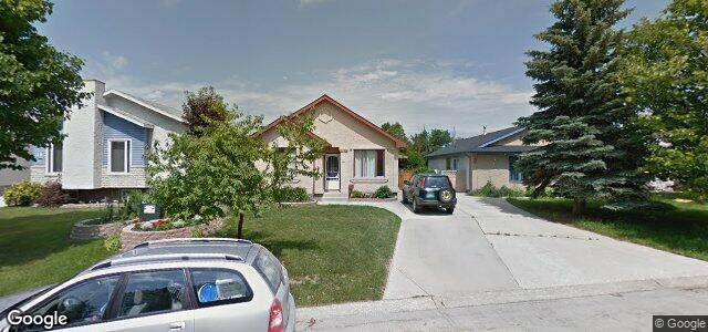 Photo of 14 Hollyburn Road in Winnipeg, Manitoba