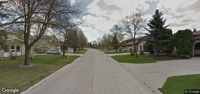 Larawan ng Arthur Creak Drive sa Winnipeg, Manitoba