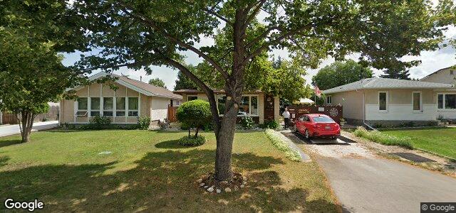 Larawan ng 10 Forest Cove Drive sa Winnipeg, Manitoba