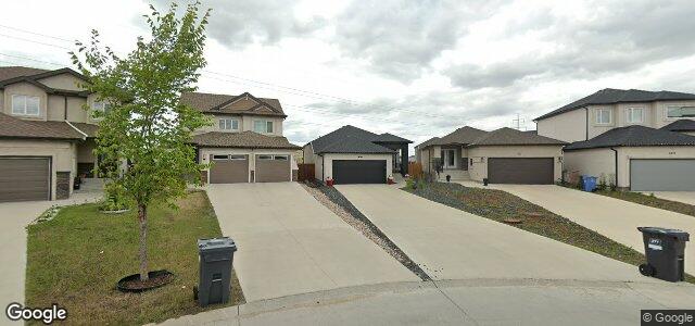 211 Singh Trail（加拿大曼尼托巴省溫尼伯市）房屋照片