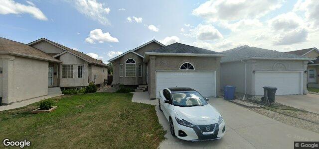 Larawan ng 2503 King Edward Street sa Winnipeg, Manitoba