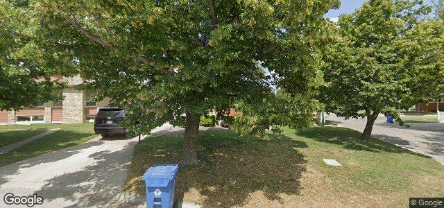 300 Rose Hill Way（加拿大曼尼托巴省溫尼伯市）房屋照片