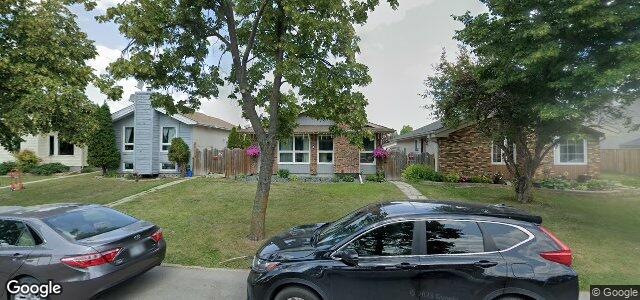 35 Jonathan Crescent（加拿大曼尼托巴省溫尼伯市）房屋照片