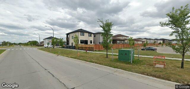 8 Brooksmere Trail（加拿大曼尼托巴省溫尼伯市）房屋照片