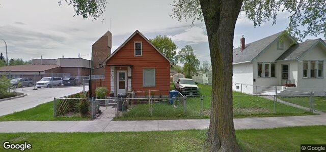 Larawan ng 606 Boyd Avenue sa Winnipeg, Manitoba
