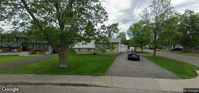 Photo of 621 Redwood Avenue in Winnipeg, Manitoba
