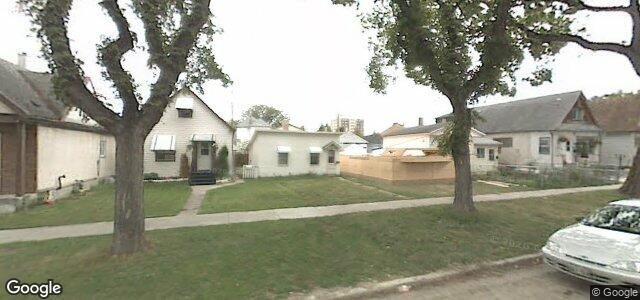 Photo of 649 Boyd Avenue in Winnipeg, Manitoba
