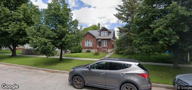 677 Church Avenue（加拿大曼尼托巴省溫尼伯市）房屋照片