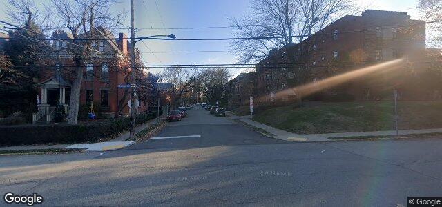 Larawan ng 740 College Avenue sa Winnipeg, Manitoba