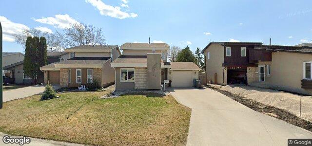 127 Charbonneau Crescent（加拿大曼尼托巴省温尼伯市）房屋照片