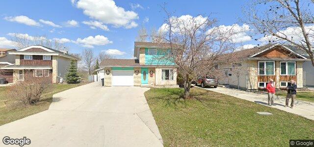 130 Charbonneau Crescent（加拿大曼尼托巴省溫尼伯市）房屋照片