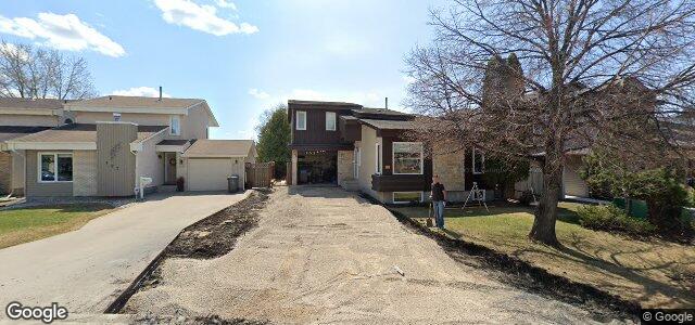 131 Charbonneau Crescent（加拿大曼尼托巴省溫尼伯市）房屋照片