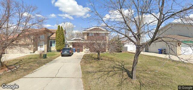 134 Charbonneau Crescent（加拿大曼尼托巴省溫尼伯市）房屋照片