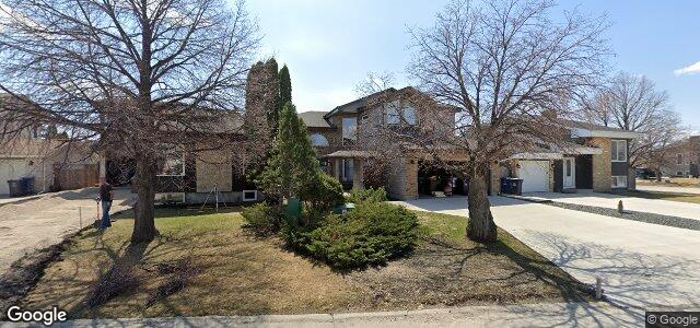 135 Charbonneau Crescent（加拿大曼尼托巴省溫尼伯市）房屋照片