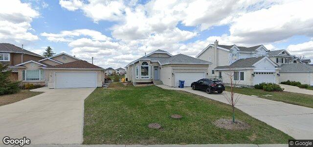 Photo of 15 Camirant Crescent in Winnipeg, Manitoba