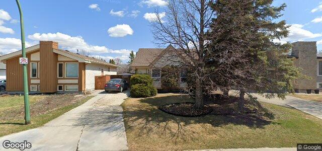 205 Charbonneau Crescent（加拿大曼尼托巴省溫尼伯市）房屋照片