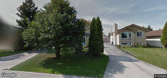 214 Charbonneau Crescent（加拿大曼尼托巴省溫尼伯市）房屋照片