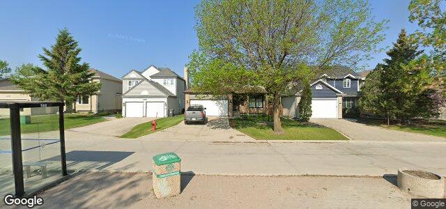 216 De La Seigneurie Boulevard（加拿大曼尼托巴省溫尼伯市）房屋照片