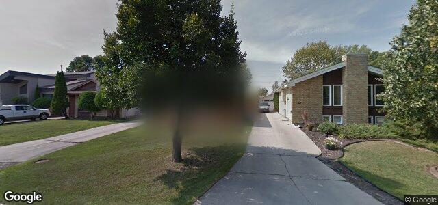 222 Charbonneau Crescent（加拿大曼尼托巴省溫尼伯市）房屋照片